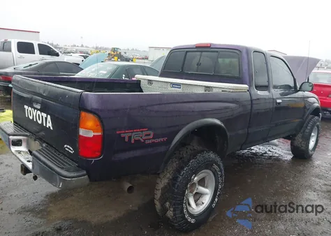 1999 Toyota Tacoma из США, поврежденный, VIN 4TAWN72N4XZ490120
